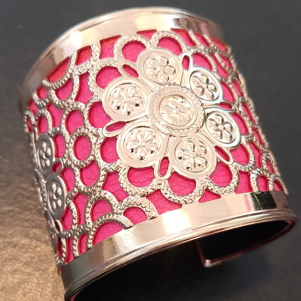 Silver Floral Cutout Cuff Bracelet in Fuchsia Pink